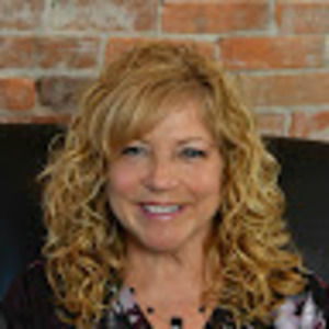 Meet your Posher, Betsy